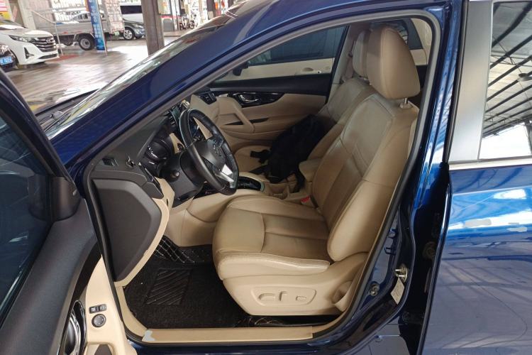 Used Nissan X-Trail 2019 2.0L CVT Smart Connect Comfort Edition 2WD Left Front Seat