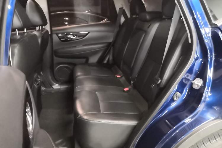 Used Nissan X-Trail 2019 2.0L CVT Smart Connect Comfort Edition 2WD Left Rear Seat