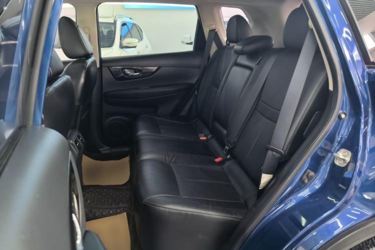 Used Nissan X-Trail 2019 2.0L CVT Smart Connect Comfort Edition 2WD Left Rear Seat