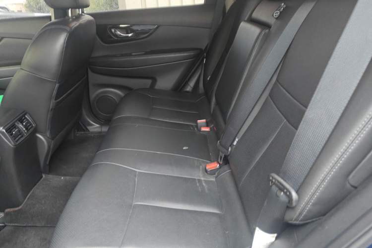 Used Nissan X-Trail 2019 2.0L CVT Smart Connect Comfort Edition 2WD Left Rear Seat