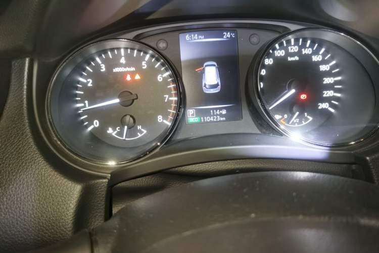 Used Nissan X-Trail 2019 2.0L CVT Smart Connect Comfort Edition 2WD Odometer Close Up
