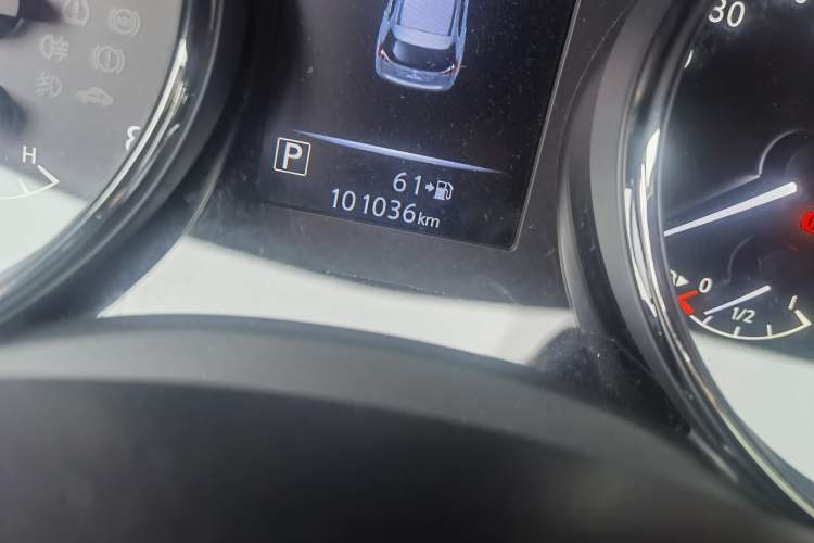 Used Nissan X-Trail 2019 2.0L CVT Smart Connect Comfort Edition 2WD Odometer Close Up