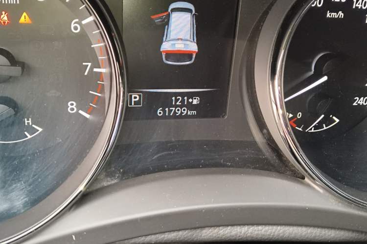 Used Nissan X-Trail 2019 2.5L CVT Smart Connect Luxury Edition 4WD Odometer Close Up