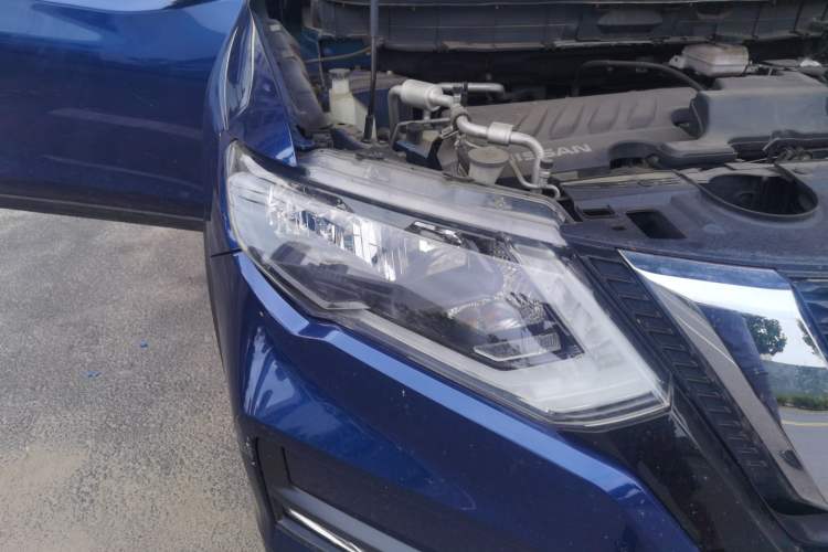 Used Nissan X-Trail 2019 2.0L CVT Comfort Edition 2WD Right Front Headlight