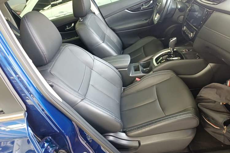 Used Nissan X-Trail 2019 2.0L CVT Smart Connect Comfort Edition 2WD Right Front Seat
