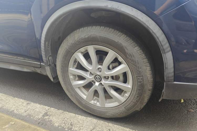 Used Nissan X-Trail 2019 2.0L CVT Smart Connect Comfort Edition 2WD Right Front Wheel Hub