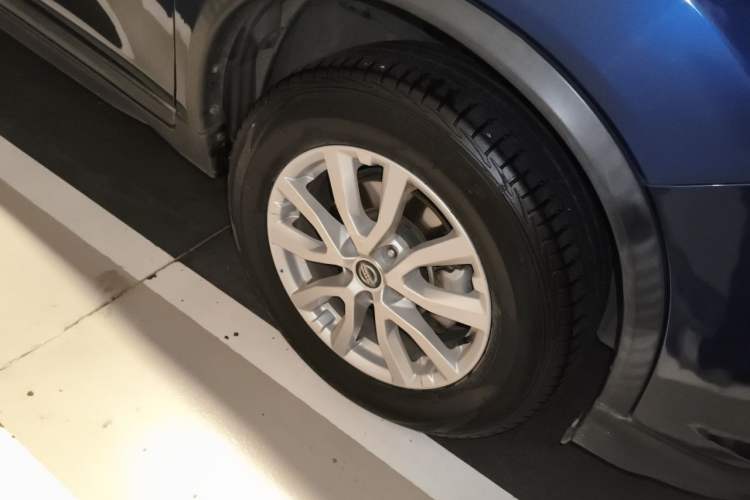 Used Nissan X-Trail 2019 2.0L CVT Smart Connect Comfort Edition 2WD Right Front Wheel Hub