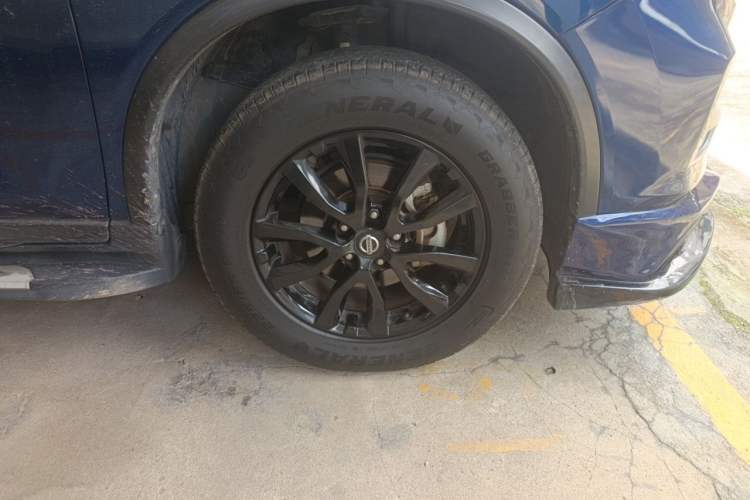 Used Nissan X-Trail 2019 2.0L CVT Comfort Edition 2WD Right Front Wheel Hub