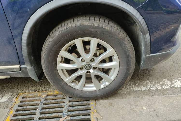 Used Nissan X-Trail 2019 2.0L CVT Smart Connect Comfort Edition 2WD Right Front Wheel Hub