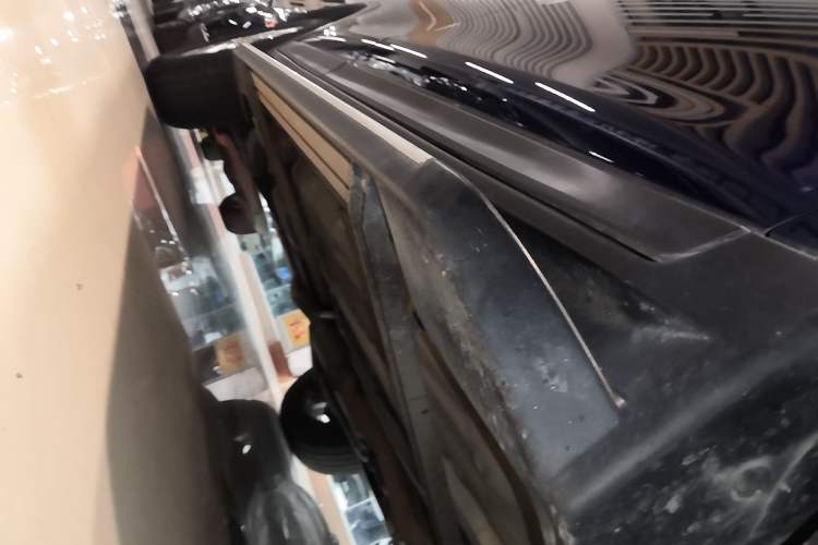 Used Nissan X-Trail 2019 2.0L CVT Smart Connect Comfort Edition 2WD Right Side Sill