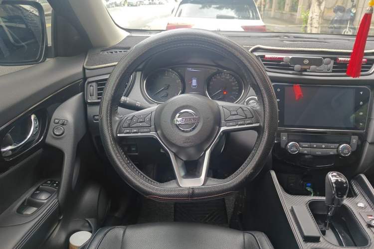 Used Nissan X-Trail 2019 2.0L CVT Smart Connect Comfort Edition 2WD Steering Wheel