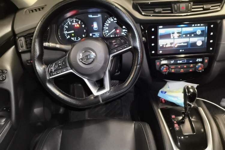 Used Nissan X-Trail 2019 2.0L CVT Smart Connect Comfort Edition 2WD Steering Wheel
