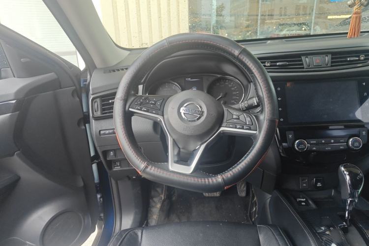 Used Nissan X-Trail 2019 2.0L CVT Smart Connect Comfort Edition 2WD Steering Wheel