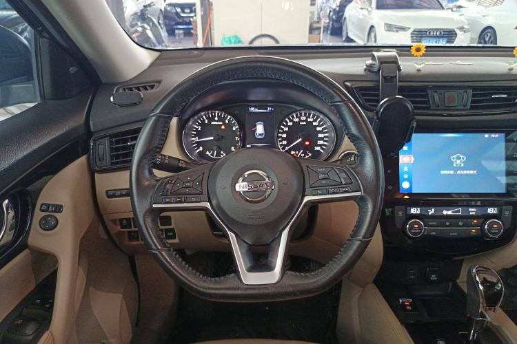 Used Nissan X-Trail 2019 2.0L CVT Smart Connect Comfort Edition 2WD Steering Wheel