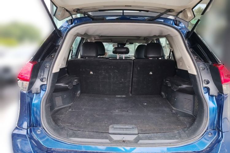 Used Nissan X-Trail 2019 2.0L CVT Smart Connect Comfort Edition 2WD Trunk