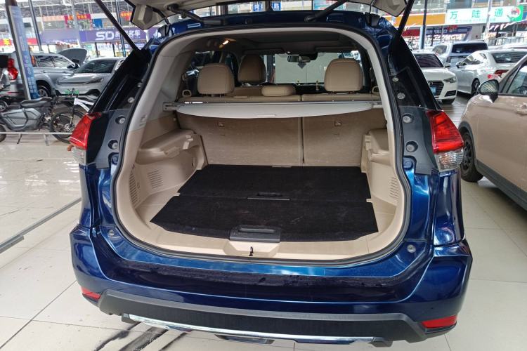Used Nissan X-Trail 2019 2.0L CVT Smart Connect Comfort Edition 2WD Trunk