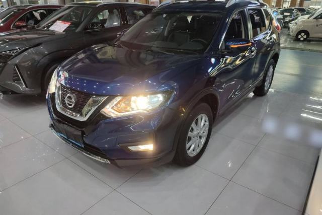 Ojetý Nissan X-Trail 2019 2.0L CVT Smart Connect Comfort Edition 2WD