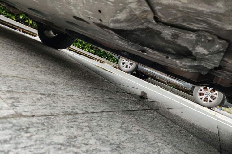 Used Nissan X-Trail 2019 2.0L CVT Smart Connect Comfort Edition 2WD Chassis Front Right