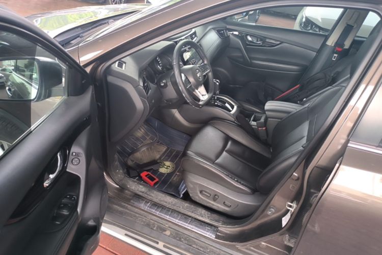 Used Nissan X-Trail 2019 2.0L CVT Smart Connect Comfort Edition 2WD Driver Seat
