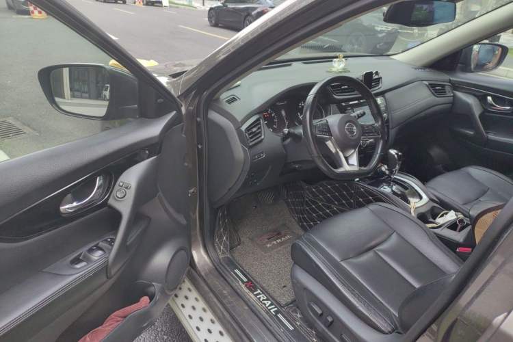 Used Nissan X-Trail 2019 2.0L CVT Comfort Edition 2WD Driver Seat