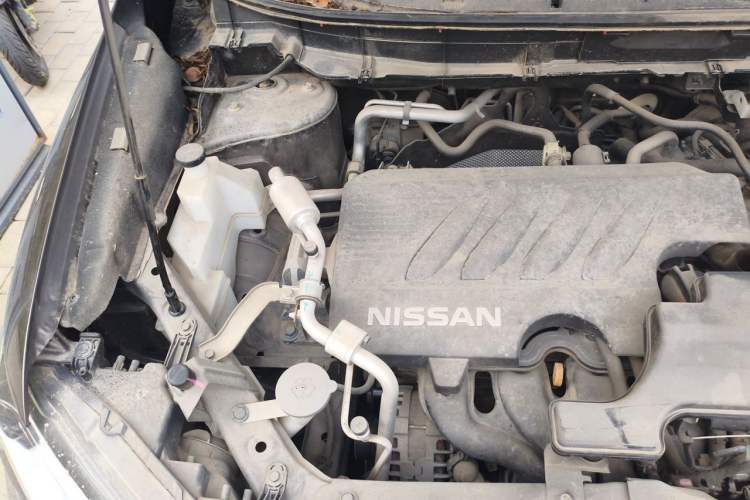 Used Nissan X-Trail 2019 2.0L CVT Comfort Edition 2WD Engine Bay Right