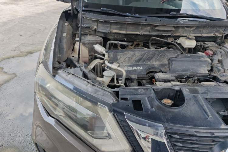 Used Nissan X-Trail 2019 2.0L CVT Comfort Edition 2WD Engine Bay Right