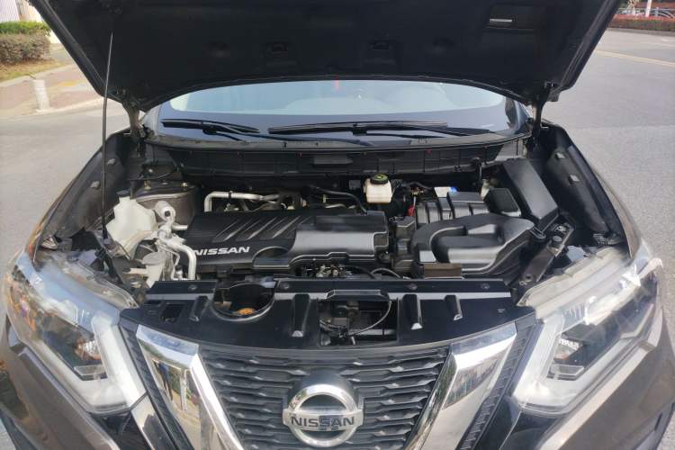 Used Nissan X-Trail 2019 2.0L CVT Comfort Edition 2WD Engine Bay