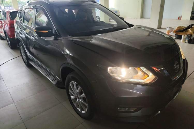 Used Nissan X-Trail 2019 2.0L CVT Smart Connect Comfort Edition 2WD Exterior 1