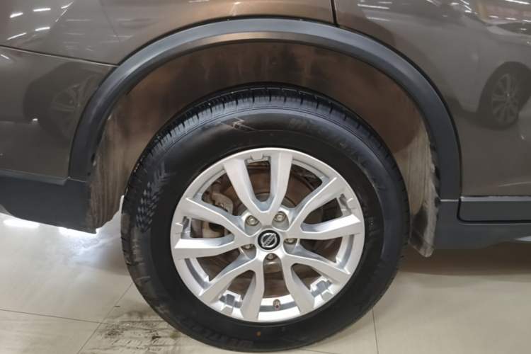 Used Nissan X-Trail 2019 2.0L CVT Comfort Edition 2WD Exterior 5