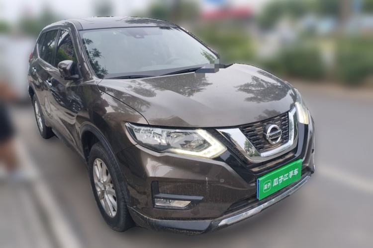 Used Nissan X-Trail 2019 2.0L CVT Comfort Edition 2WD Front Right 45 Deg