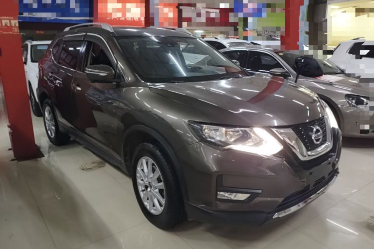 Used Nissan X-Trail 2019 2.0L CVT Comfort Edition 2WD Front Right 45 Deg