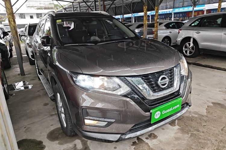 Used Nissan X-Trail 2019 2.0L CVT Smart Connect Comfort Edition 2WD Front Right 45 Deg