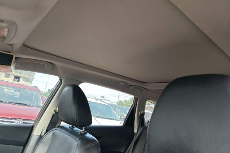 Used Nissan X-Trail 2019 2.0L CVT Smart Connect Comfort Edition 2WD Headliner