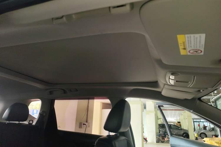 Used Nissan X-Trail 2019 2.0L CVT Smart Connect Comfort Edition 2WD Headliner