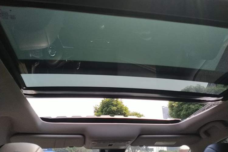 Used Nissan X-Trail 2019 2.0L CVT Smart Connect Comfort Edition 2WD Headliner