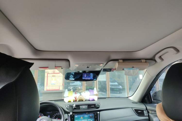 Used Nissan X-Trail 2019 2.0L CVT Smart Connect Comfort Edition 2WD Headliner