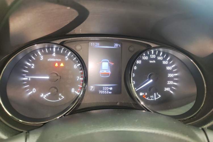Used Nissan X-Trail 2019 2.0L CVT Smart Connect Comfort Edition 2WD Instrument Cluster
