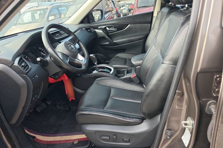 Used Nissan X-Trail 2019 2.0L CVT Smart Connect Comfort Edition 2WD Left Front Seat