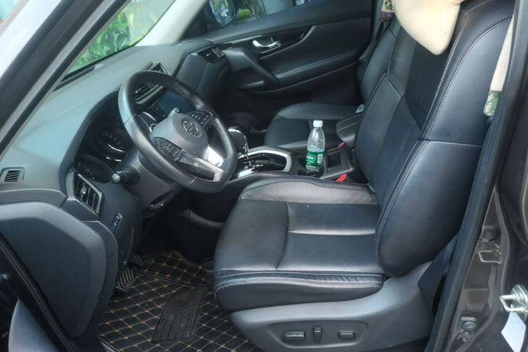 Used Nissan X-Trail 2019 2.0L CVT Smart Connect Comfort Edition 2WD Left Front Seat