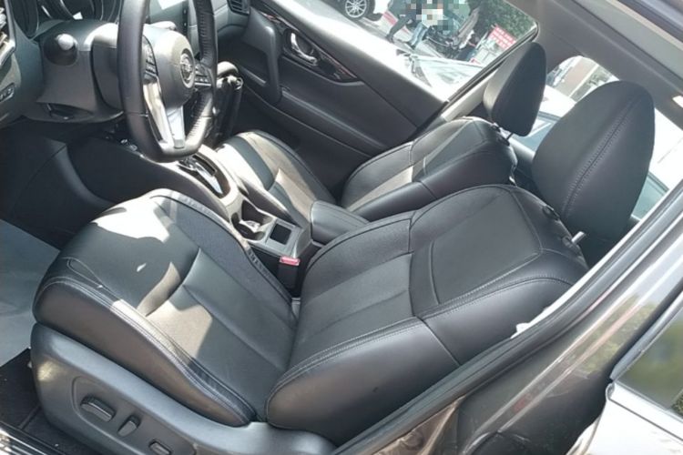 Used Nissan X-Trail 2019 2.0L CVT Smart Connect Comfort Edition 2WD Left Front Seat