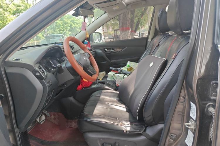 Used Nissan X-Trail 2019 2.0L CVT Smart Connect Comfort Edition 2WD Left Front Seat