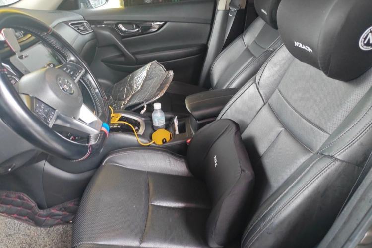 Used Nissan X-Trail 2019 2.0L CVT SmartConnect 7-Seater Comfort Edition 2WD Left Front Seat