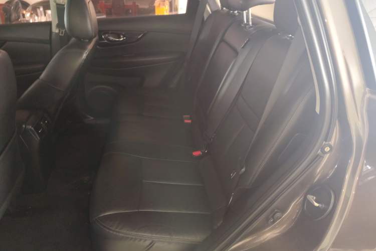Used Nissan X-Trail 2019 2.0L CVT Smart Connect Comfort Edition 2WD Left Rear Seat