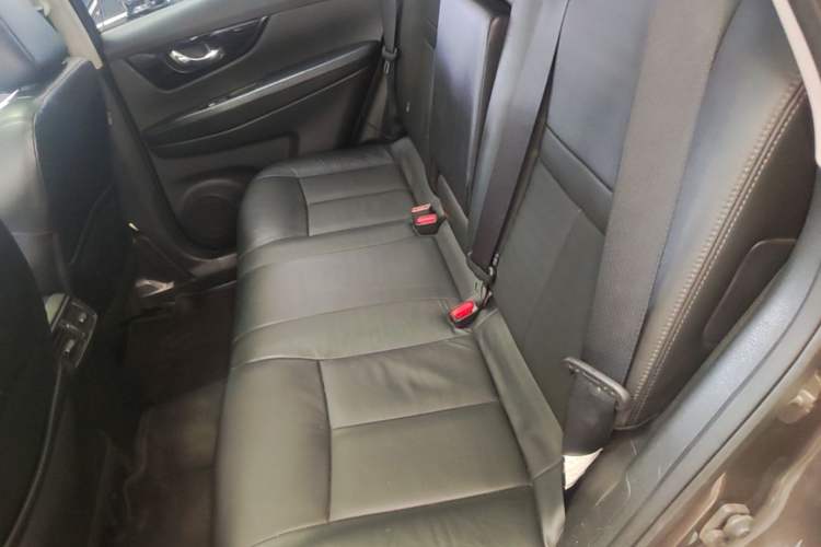 Used Nissan X-Trail 2019 2.0L CVT Smart Connect Comfort Edition 2WD Left Rear Seat