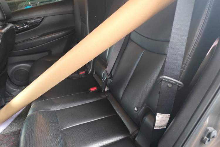 Used Nissan X-Trail 2019 2.0L CVT SmartConnect 7-Seater Comfort Edition 2WD Left Rear Seat