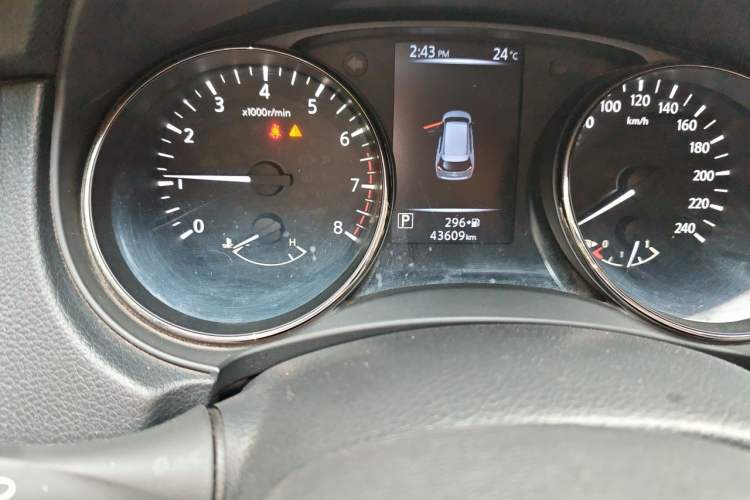Used Nissan X-Trail 2019 2.0L CVT Smart Connect Comfort Edition 2WD Odometer Close Up