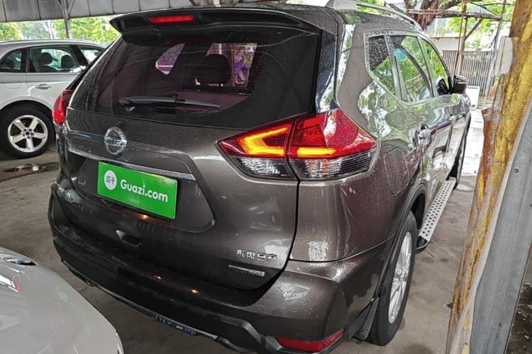 Used Nissan X-Trail 2019 2.0L CVT Smart Connect Comfort Edition 2WD Rear Right 45 Deg