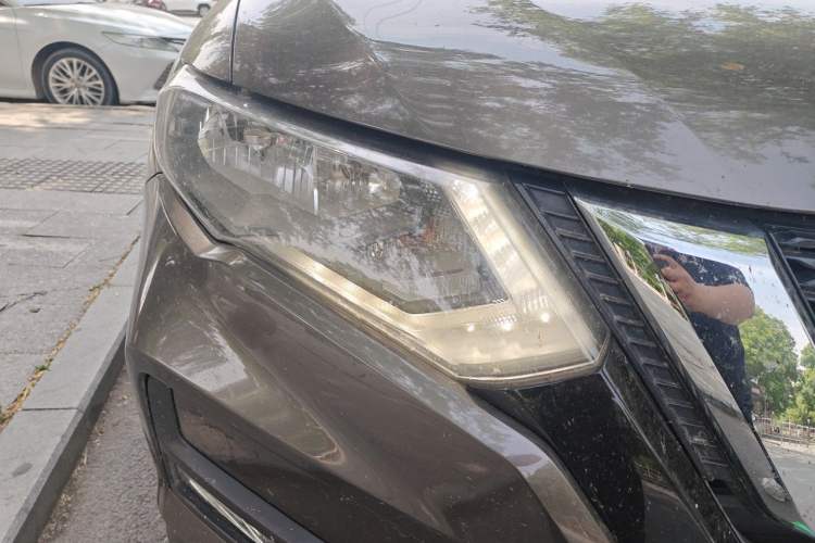 Used Nissan X-Trail 2019 2.0L CVT Smart Connect Comfort Edition 2WD Right Front Headlight