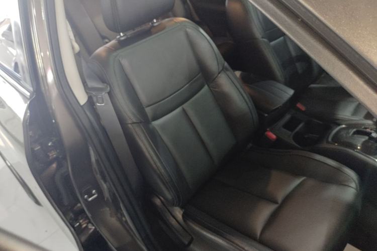 Used Nissan X-Trail 2019 2.0L CVT SmartConnect 7-Seater Comfort Edition 2WD Right Front Seat