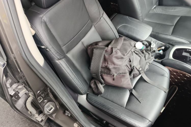 Used Nissan X-Trail 2019 2.5L CVT Smart Connect Luxury Edition 4WD Right Front Seat